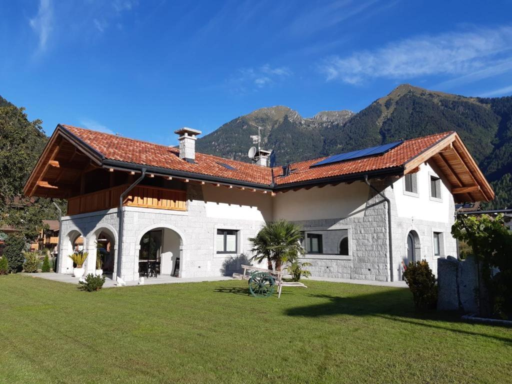 B&B Casa Il Sasso Pinzolo Buitenkant foto