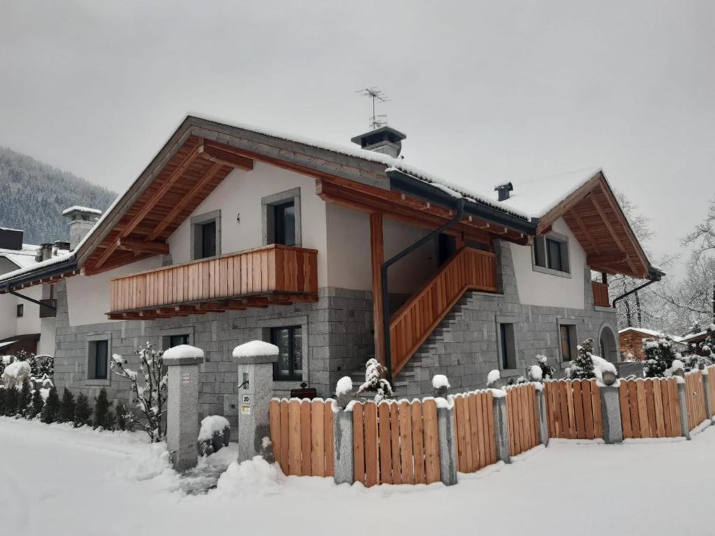 B&B Casa Il Sasso Pinzolo Buitenkant foto